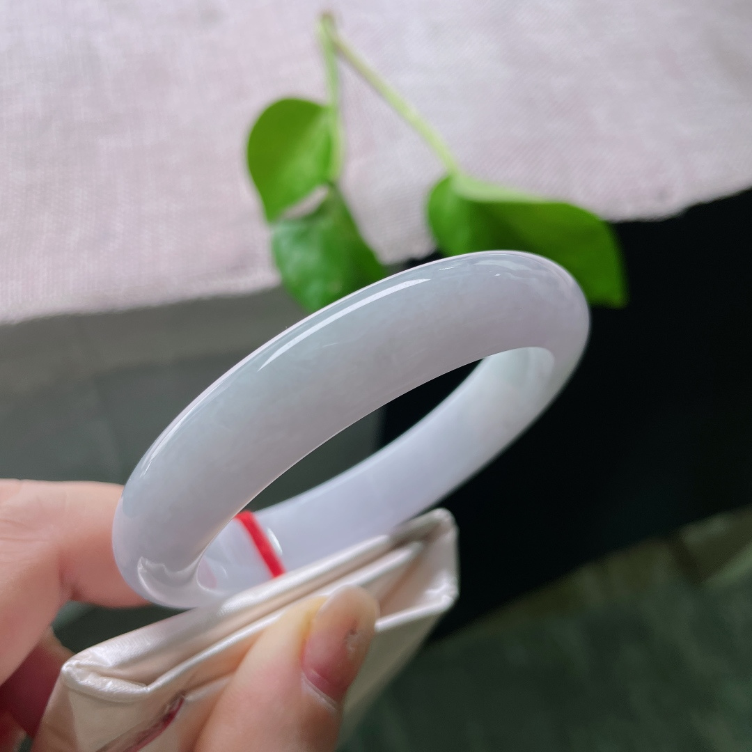 正圈，水润细腻，温柔大方，洒乌鸡，无裂，ss52256a