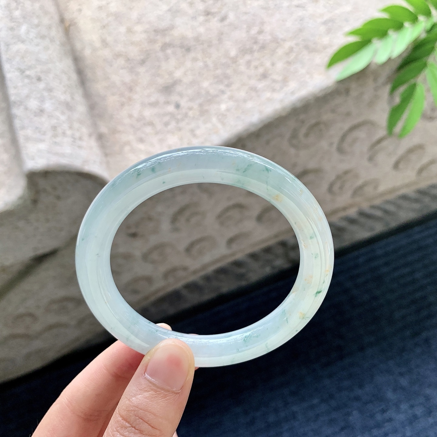 细糯飘花飘黄翡，水润，种老，细腻，无裂