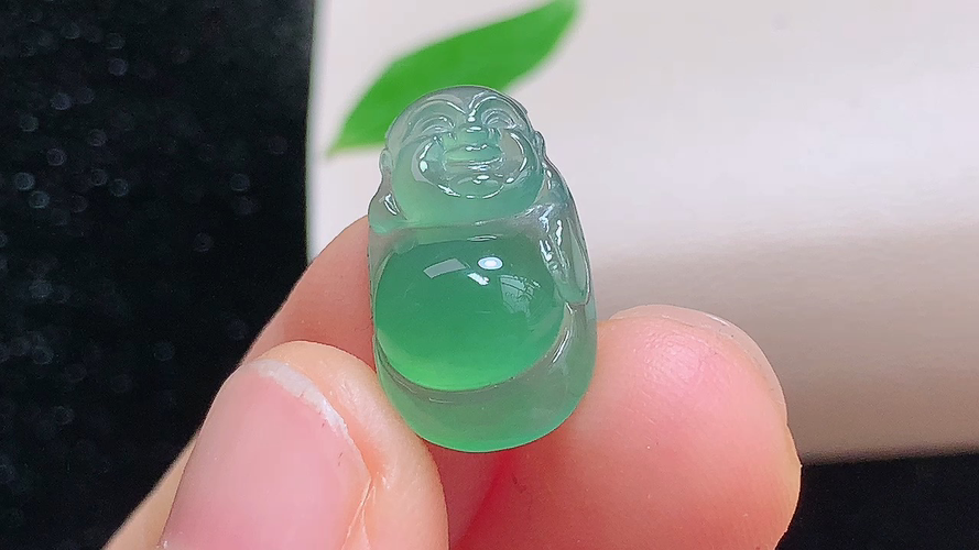 ️ 布袋佛，无裂，尺寸17.7-10.3-5.0mm，包A附证书