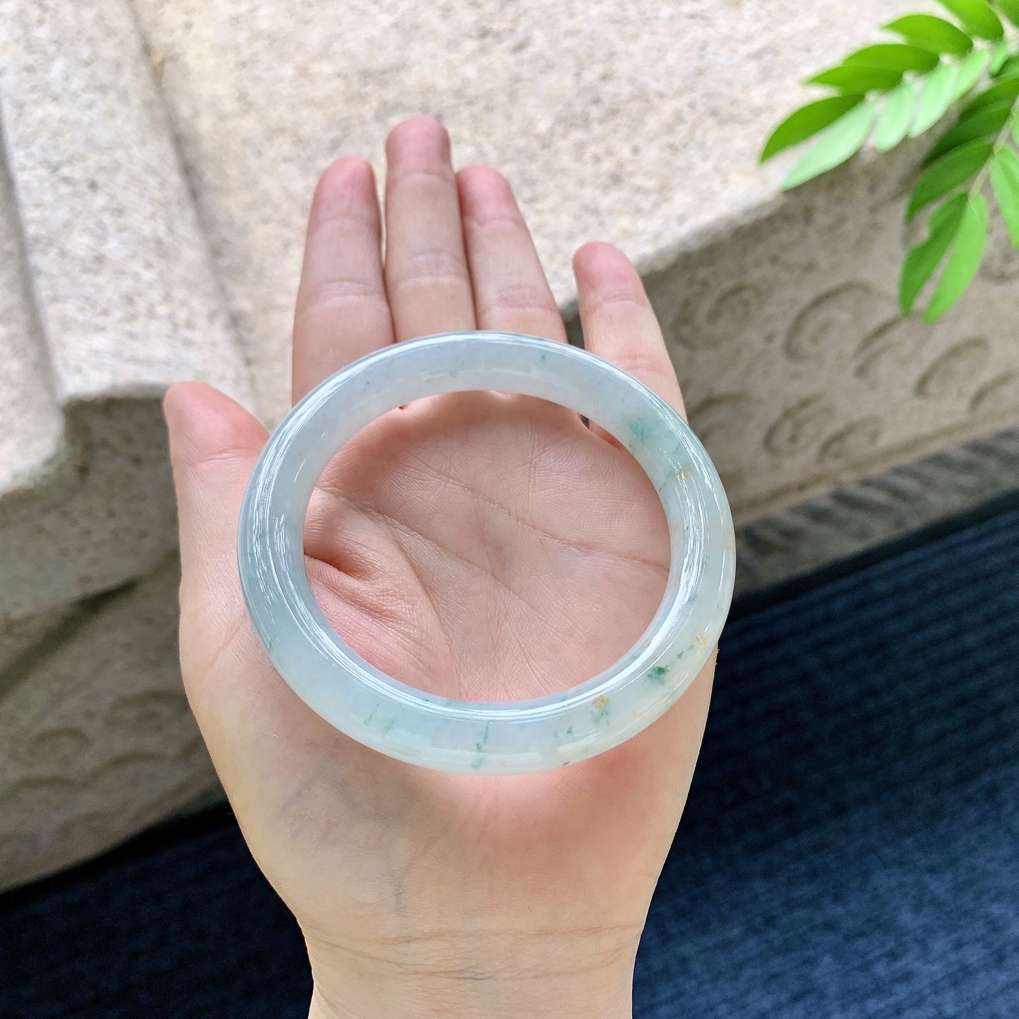 细糯飘花飘黄翡，水润，种老，细腻，无裂