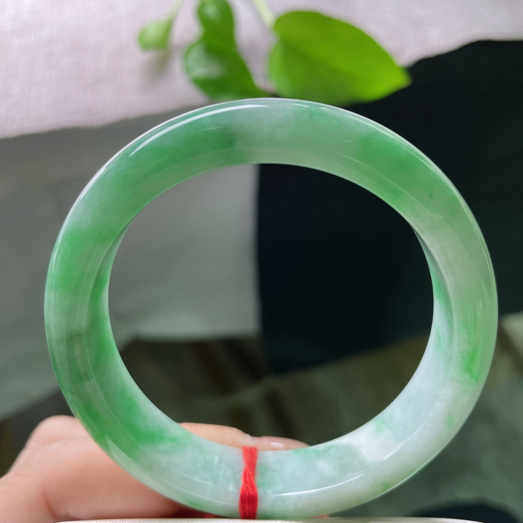 飘绿正圈，细腻水润，生机盎然，显白，ss52492a