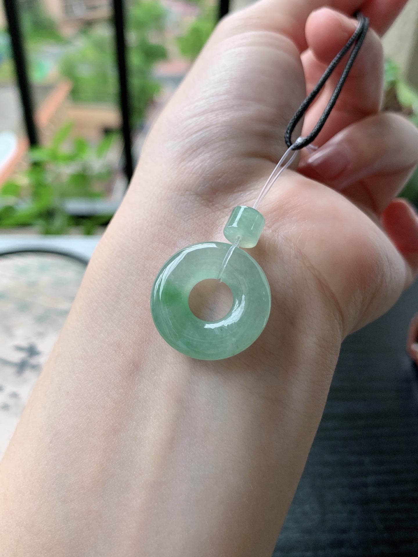 老坑冰种胶感飘绿平安环吊坠 裸石尺寸:21.8-5mm