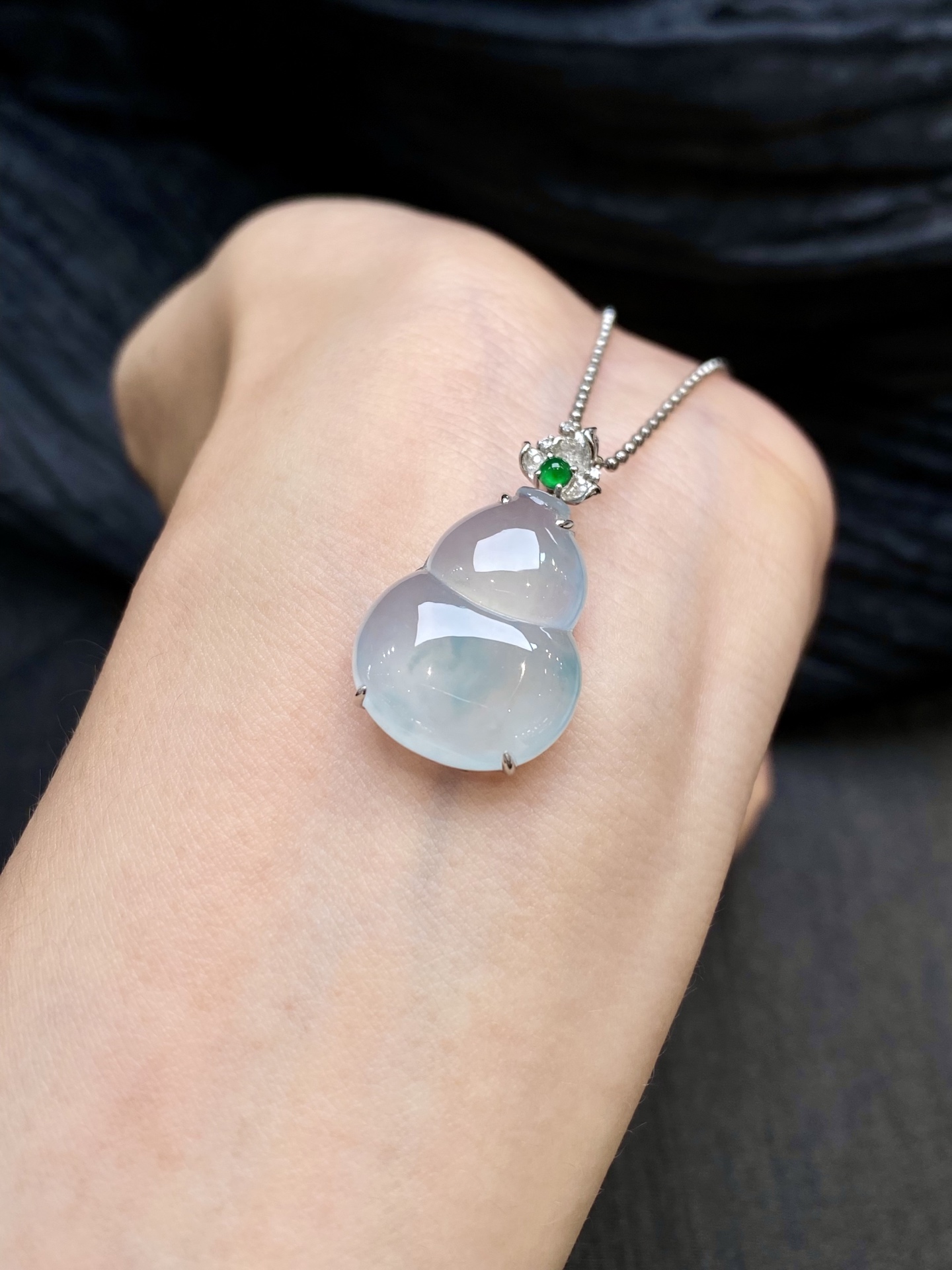 飘花葫芦吊坠·金 整·27.8-16.9-7.4mm 裸·20.9-16.9-4.3mm
