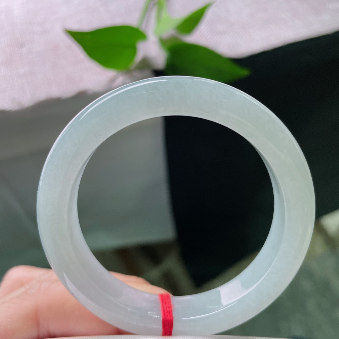 51.1/11.2/8，冰晴正圈，晶莹玉润，种老，小清新，碧水盈盈，一点洒乌鸡，无裂，ss51440a