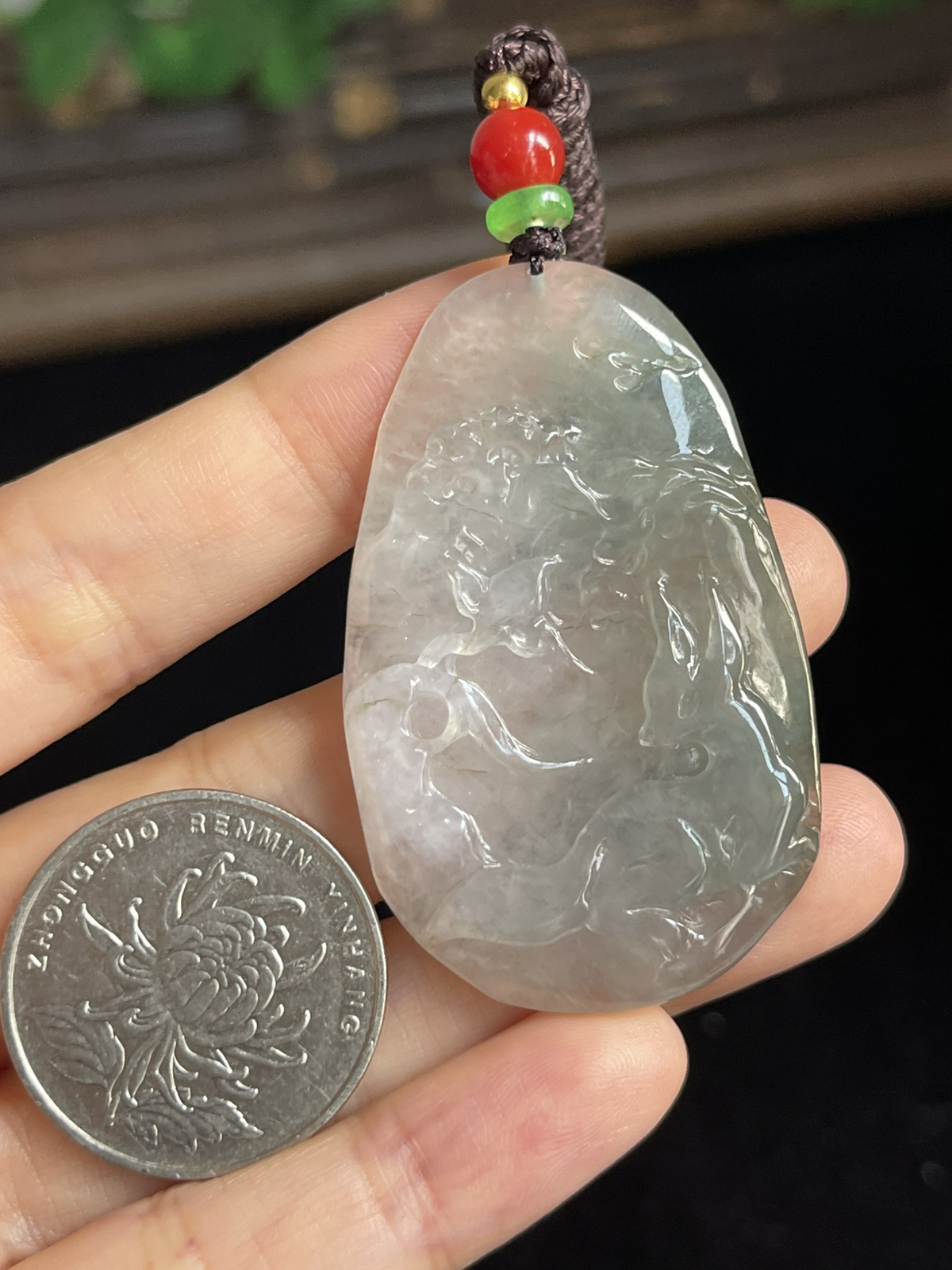翡翠山水，配珠未测