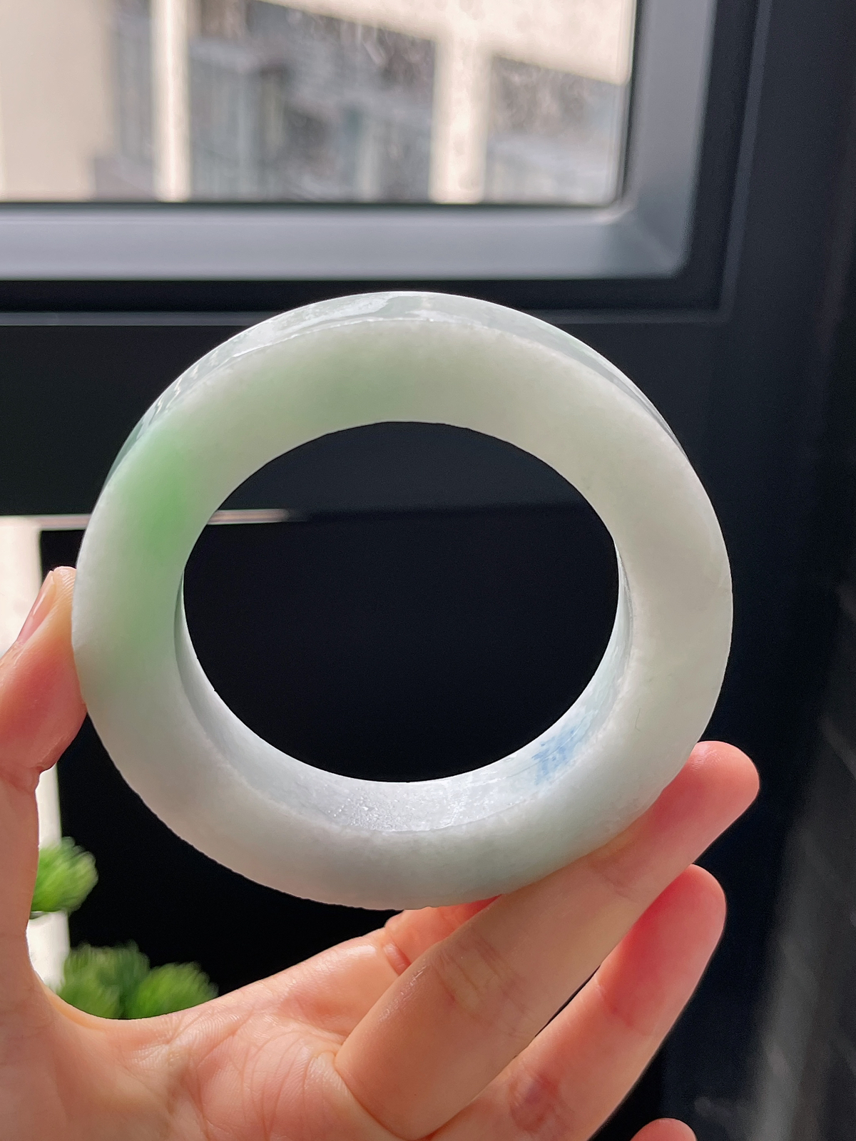 翡翠毛胚，⭕️正圈最大做64，圆条最大做60；最小做56