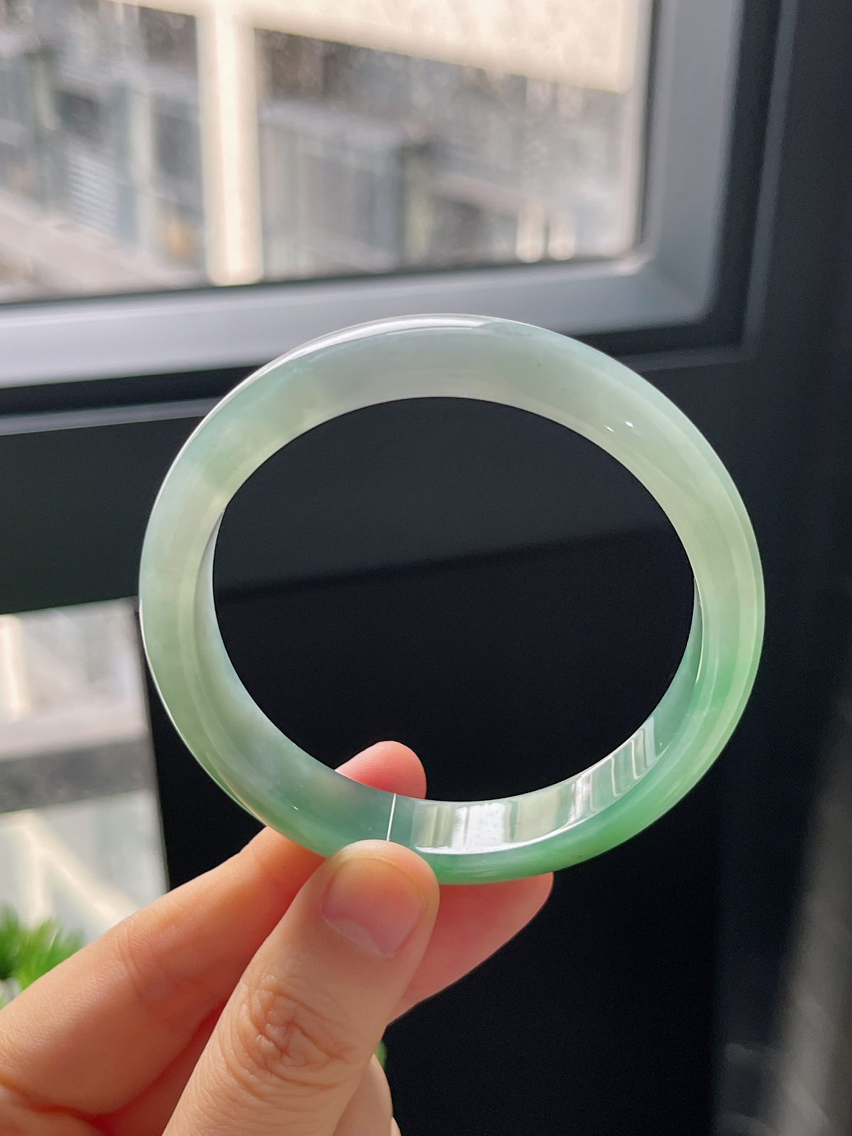 正圈55.2圈口，翡翠冰糯种绿色手镯