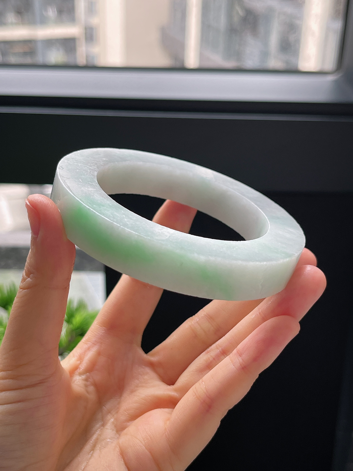 翡翠毛胚，⭕️正圈最大做68，圆条最大做64；最小做58
