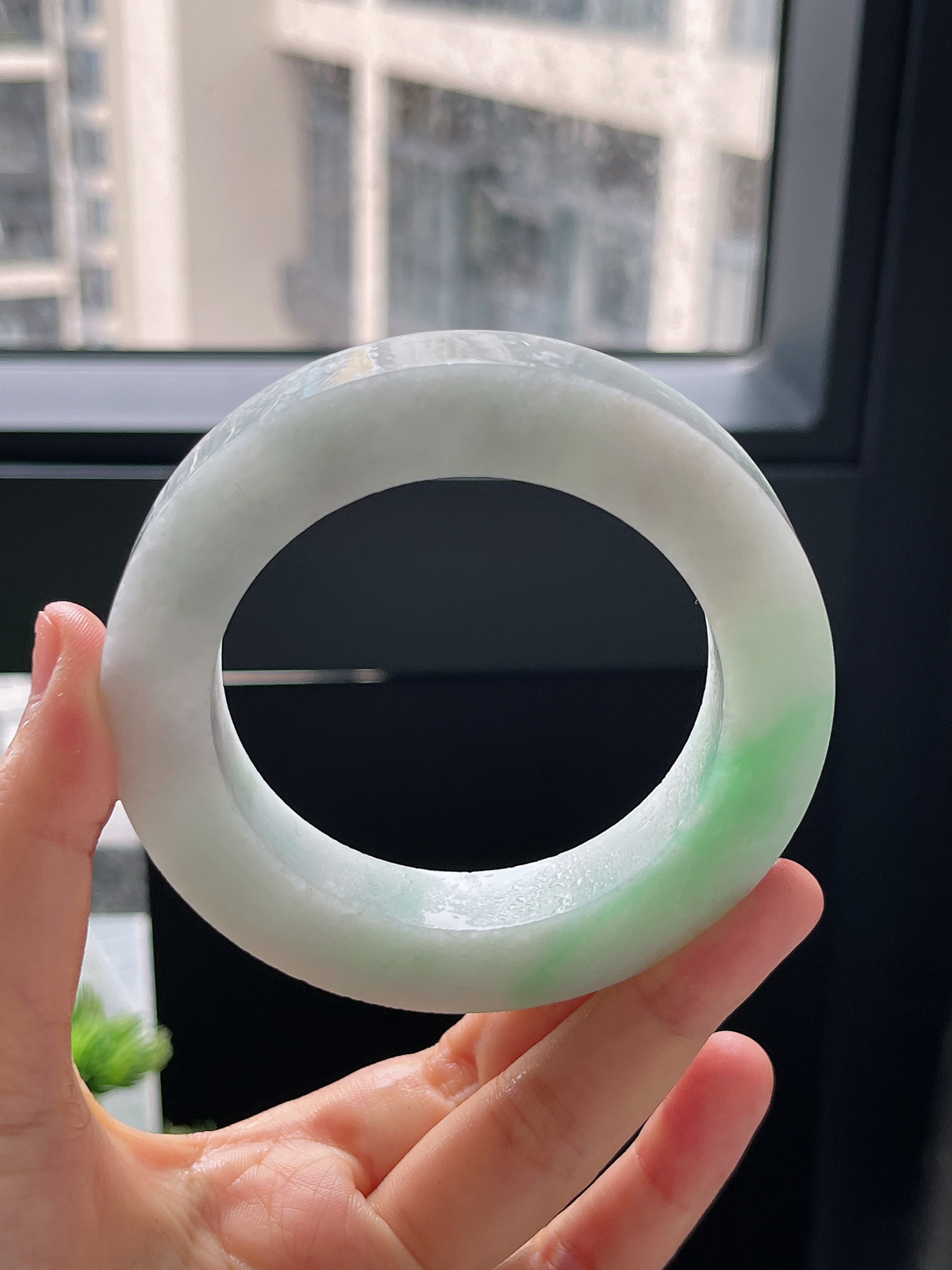 翡翠毛胚，⭕️正圈最大做68，圆条最大做64；最小做58