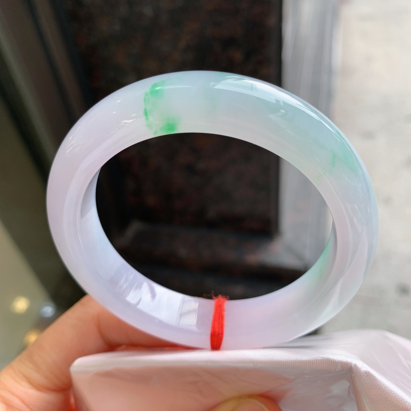 正圈冰紫飘绿 有纹 尺寸：55/11.8/8.9 细腻
