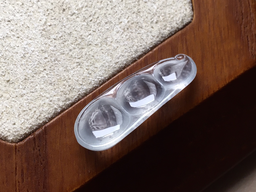 玻璃种木那福豆 底子水润，胶感十足，品相，无裂，尺寸23*9*4.8