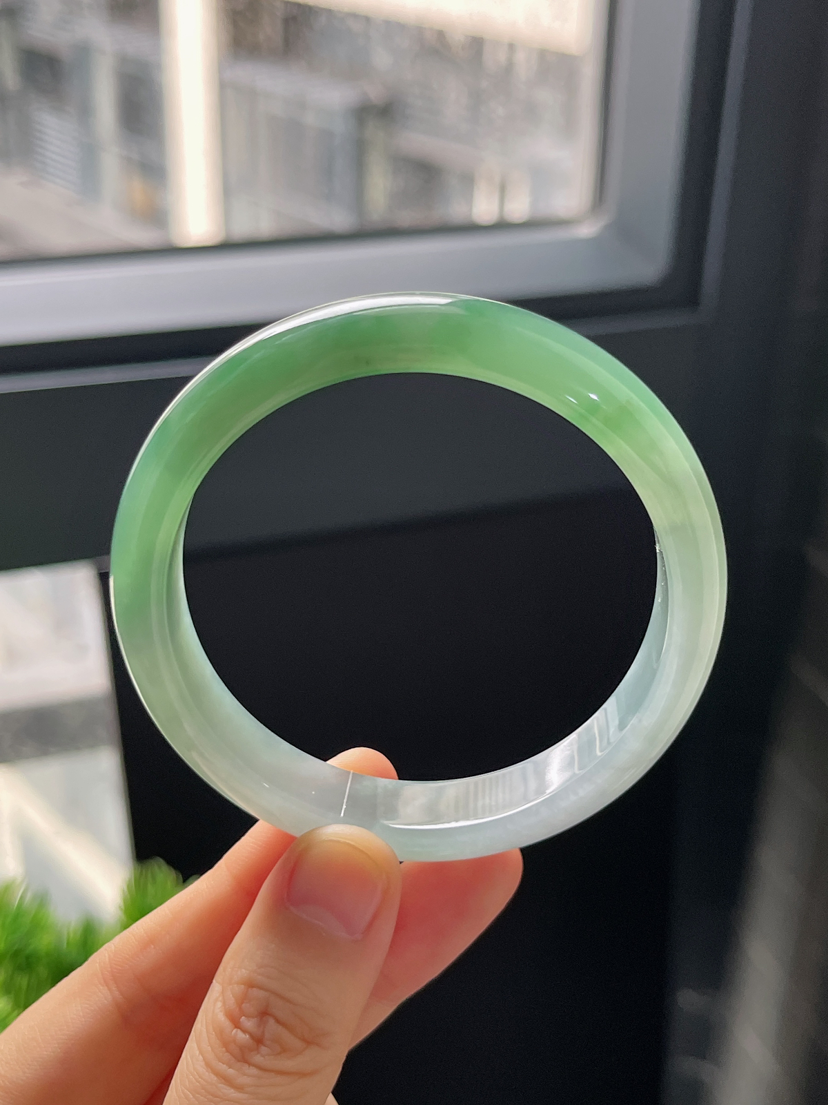 正圈55.2圈口，翡翠冰糯种绿色手镯