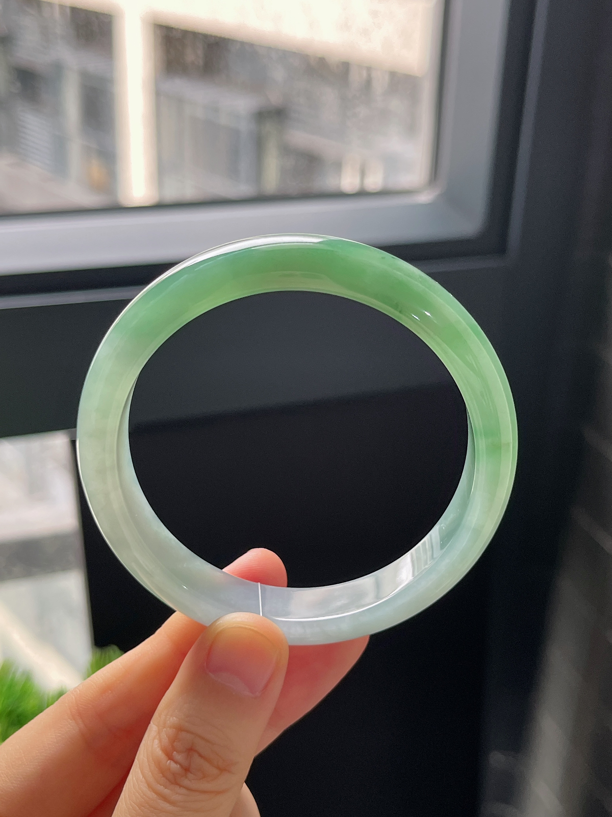 正圈55.2圈口，翡翠冰糯种绿色手镯
