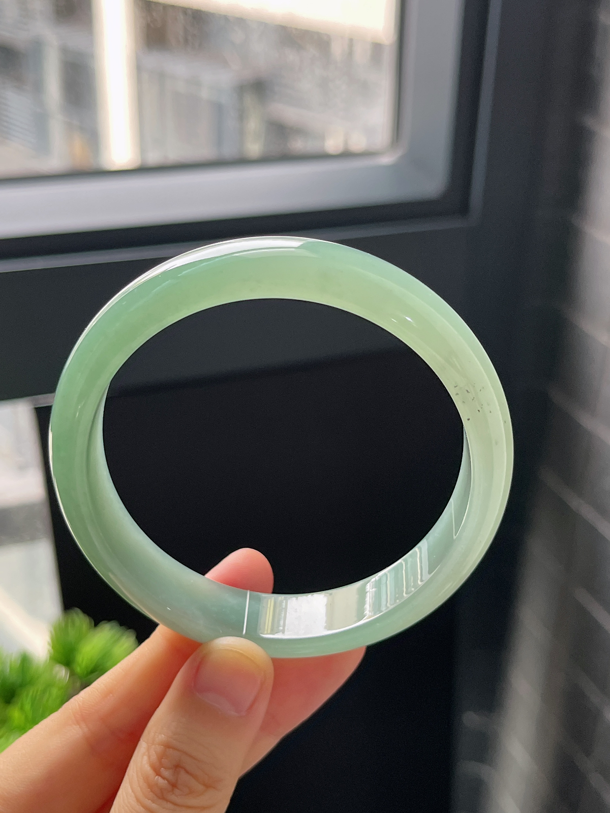正圈60.2圈口，翡翠冰糯种绿色手镯