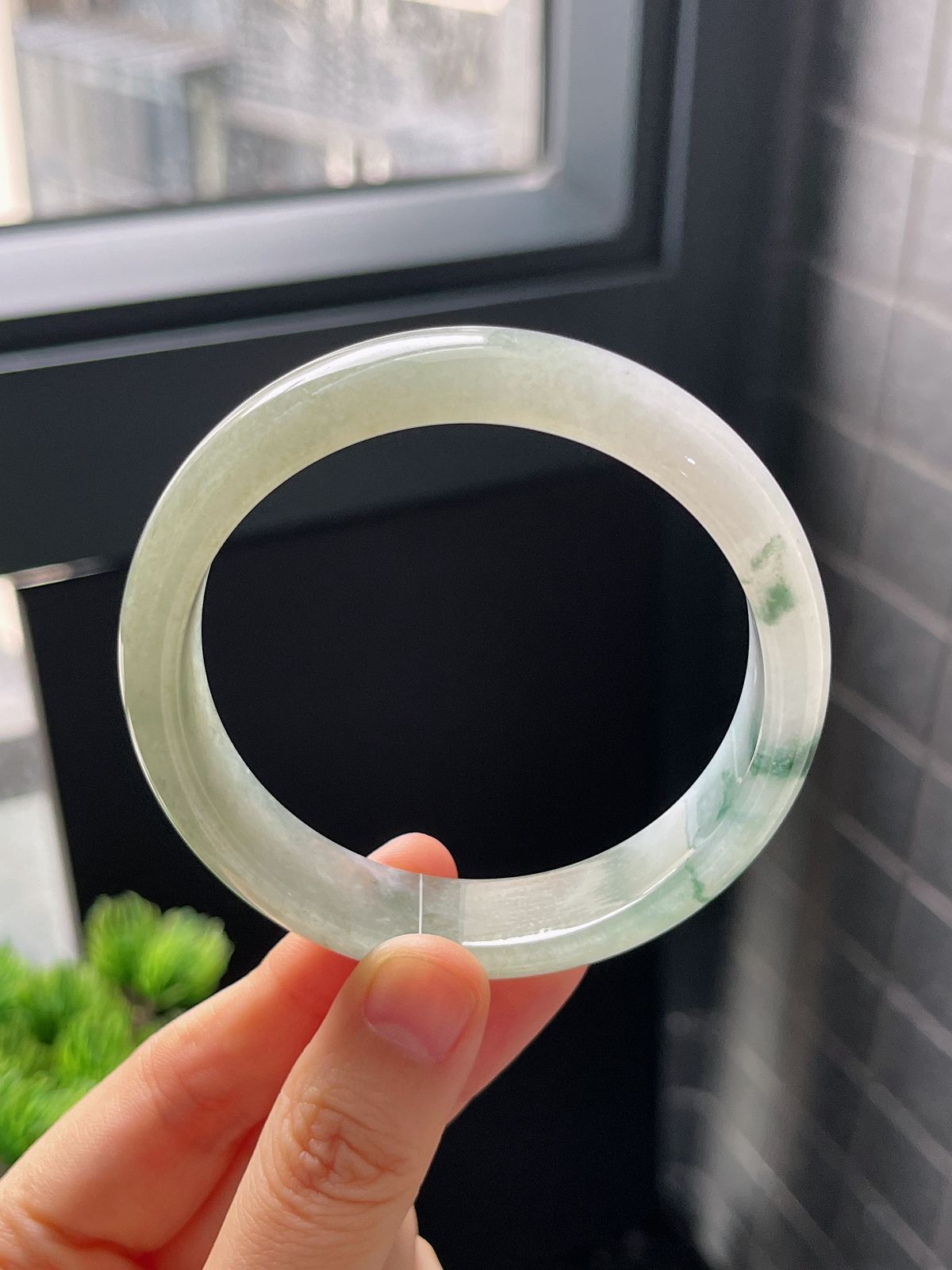 正圈58圈口，翡翠冰糯种飘花手镯
