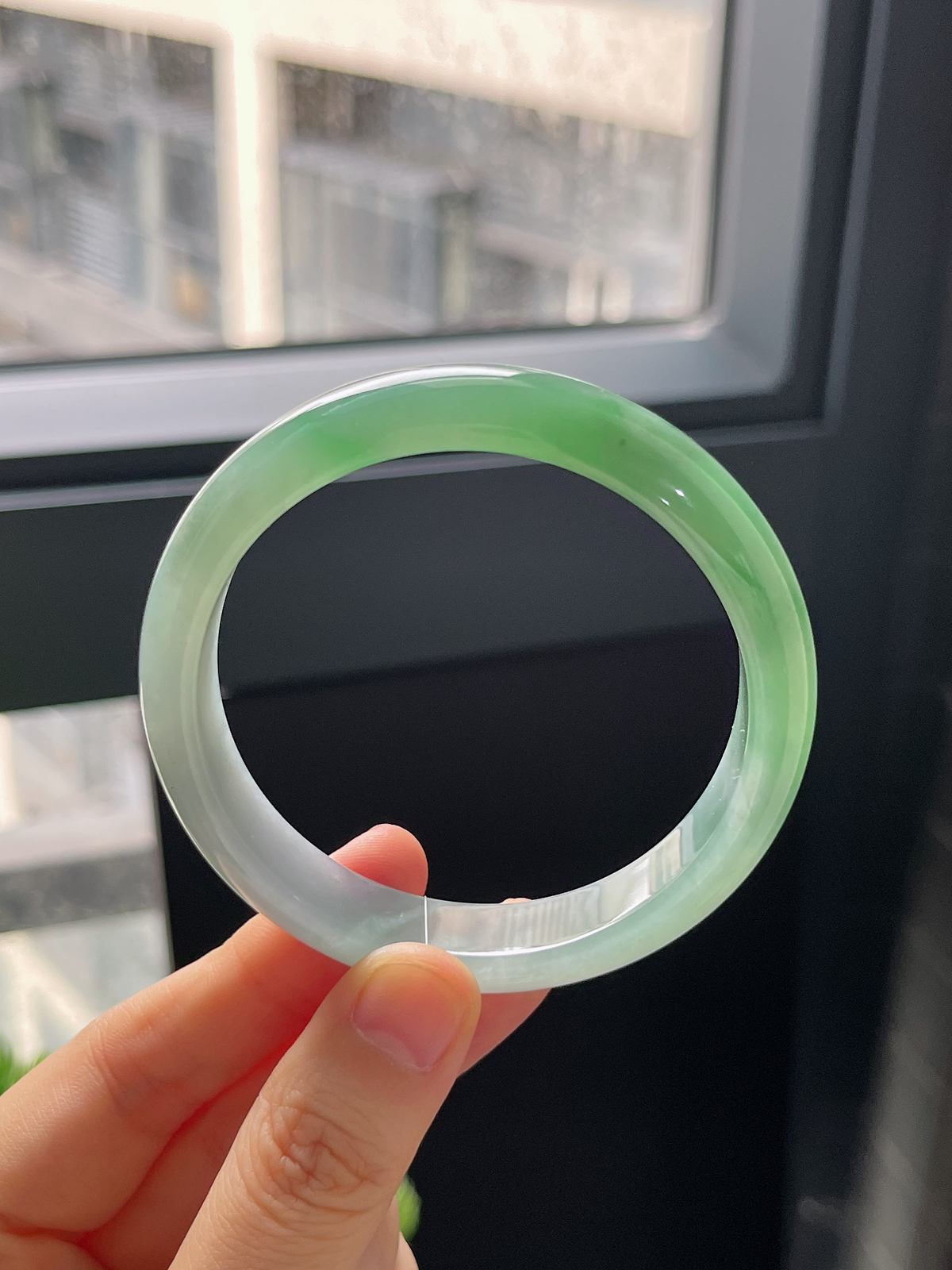 正圈55.2圈口，翡翠冰糯种绿色手镯