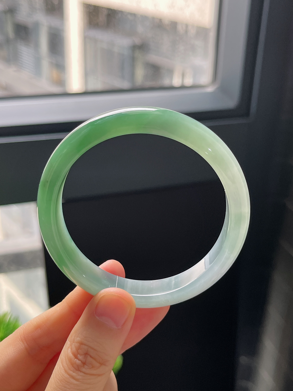正圈55.2圈口，翡翠冰糯种绿色手镯