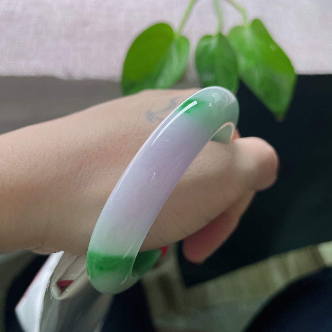 春彩正圈，桃粉是枝头犹豫的三天花期，柳绿是风弯腰穿过的弧度。无裂，ss51778a