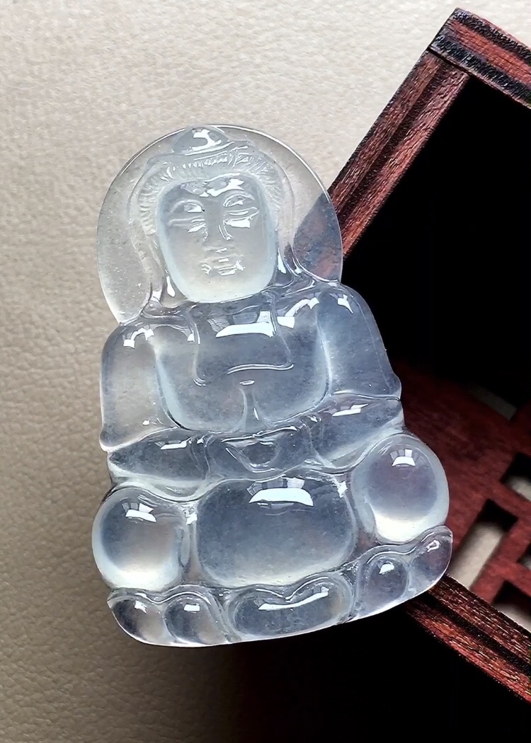 ️ 冰种观音 种老起胶，底子水润，品相，无裂尺寸41*27.2*5