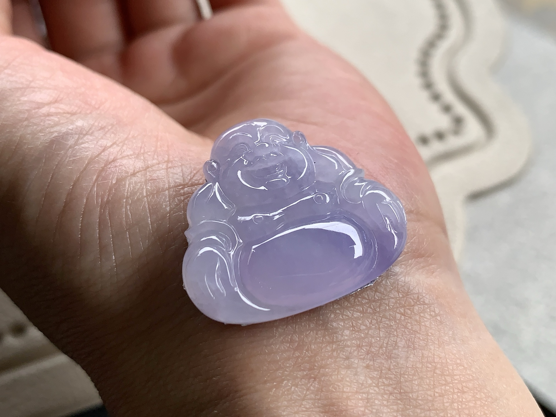 冰紫佛公，质地细腻温润