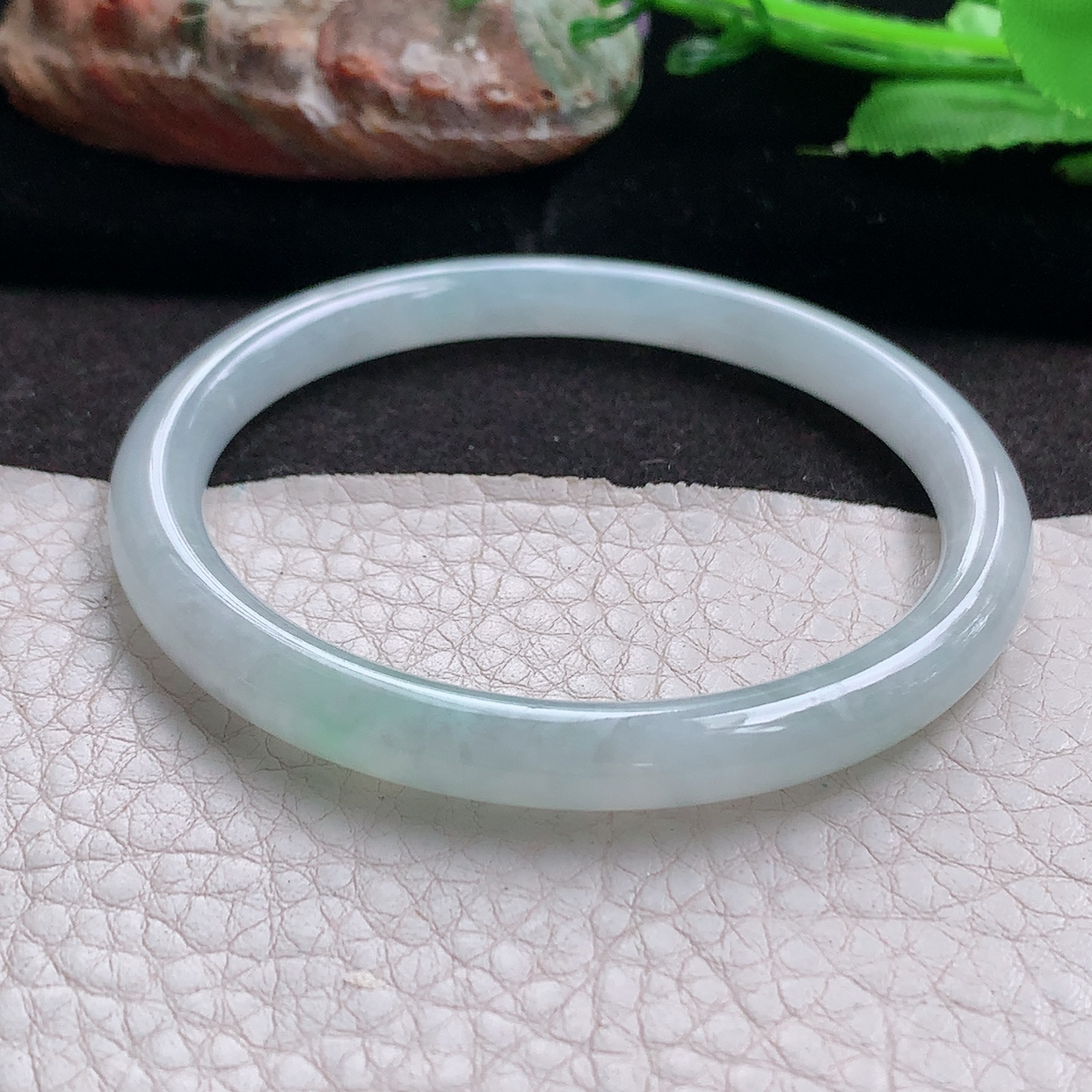 n实拍53.5*7叮当镯 缅甸翡翠a货玉手镯清新圆条珠宝玉手环 美人镯