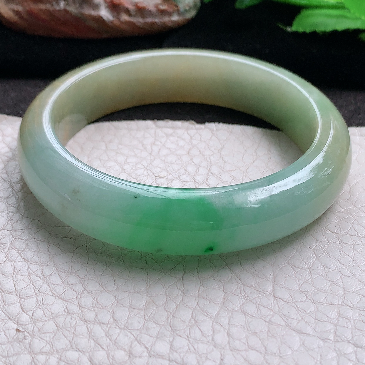 h实拍55.8*13.5*8.8招财镯 缅甸翡翠a货玉手镯三彩水润宽边珠宝玉手环