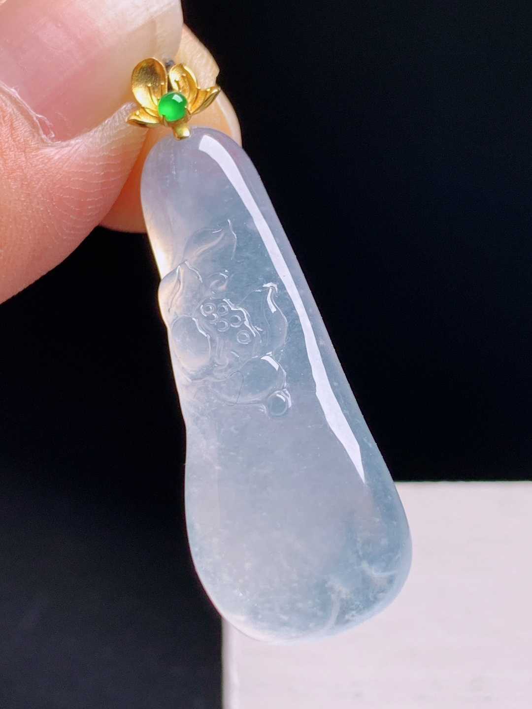 福瓜莲花吊坠，纯净通透，莲心不染，清净安然