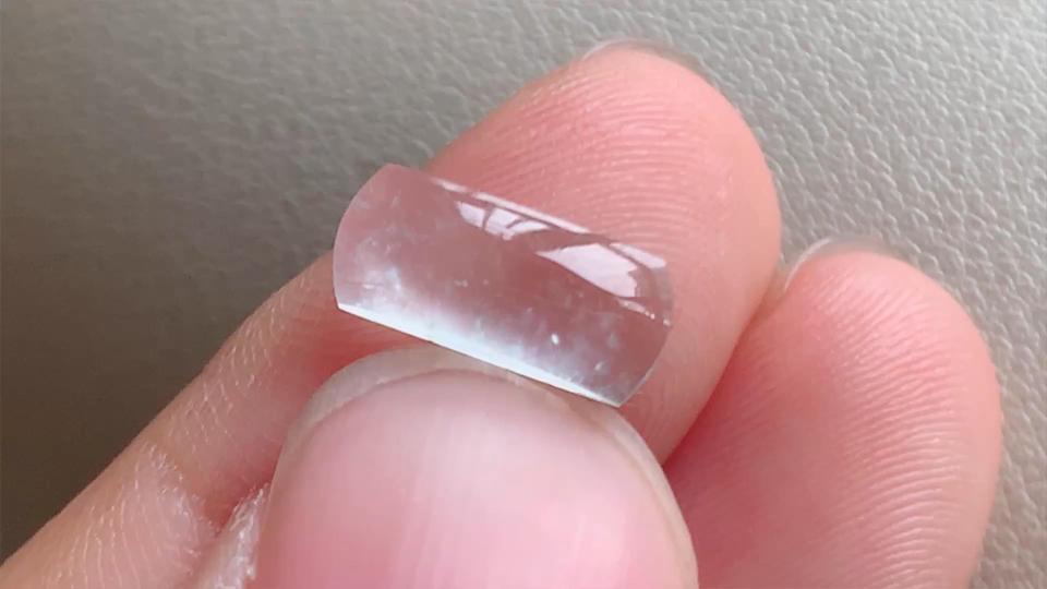 天然翡翠，马鞍，高冰种，尺寸11.2-5.2-3 aa519