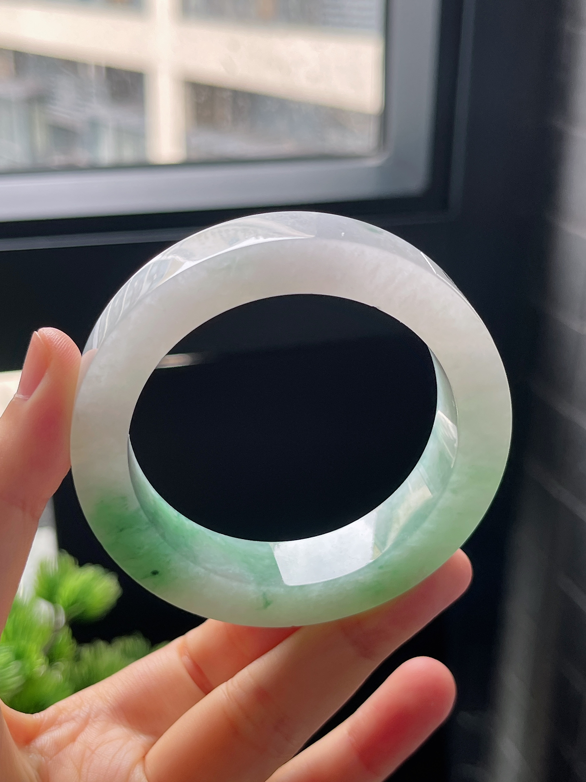 翡翠镯饼，⭕️正圈最大做53，最小做52