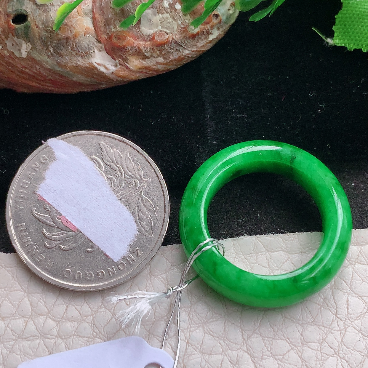 qxm实拍17.8*6.3*4.3天然缅甸翡翠满绿指环 精美玉戒指 指圈