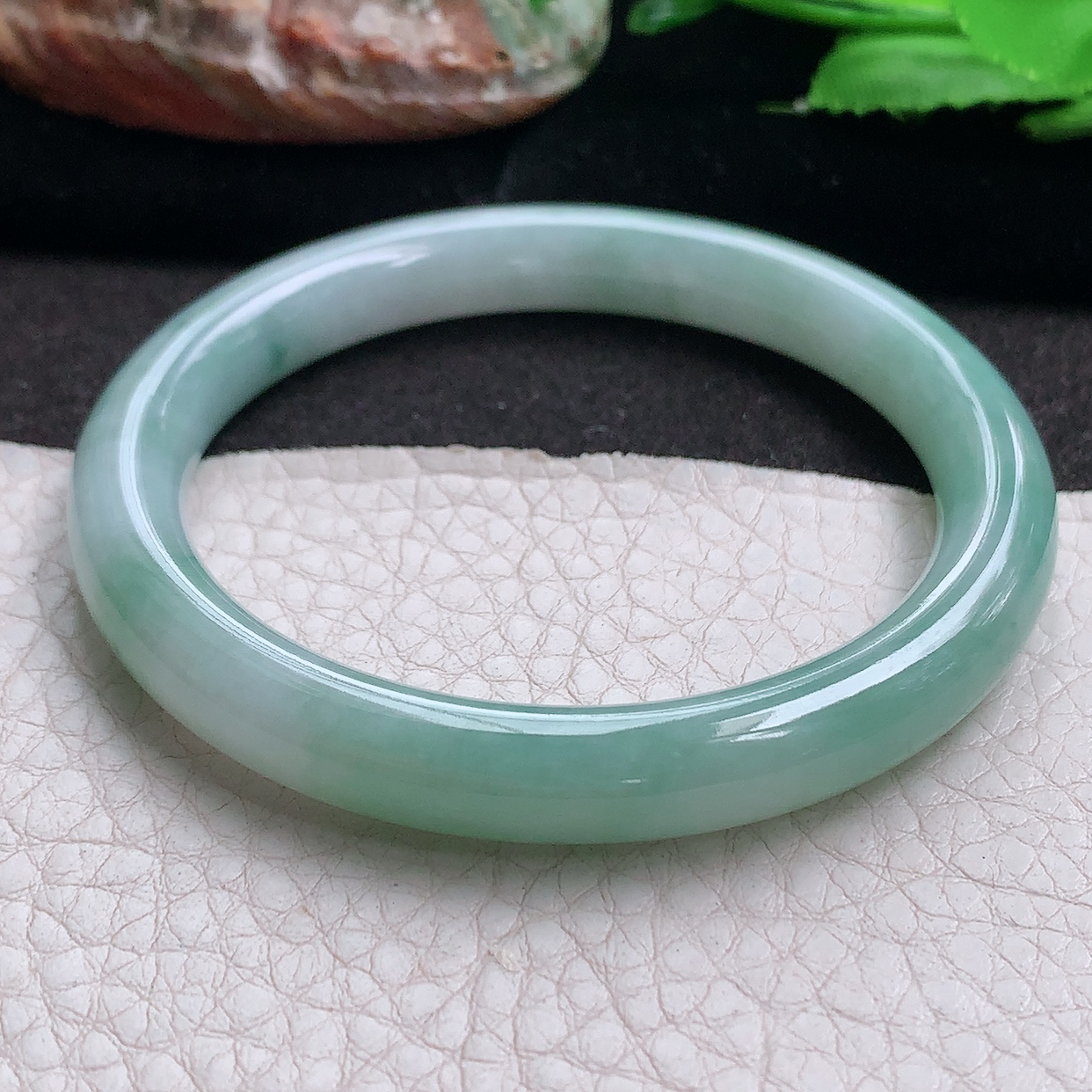n实拍54*8.5*8叮当镯 缅甸翡翠a货玉手镯冰飘花圆条珠宝玉手环 美人镯