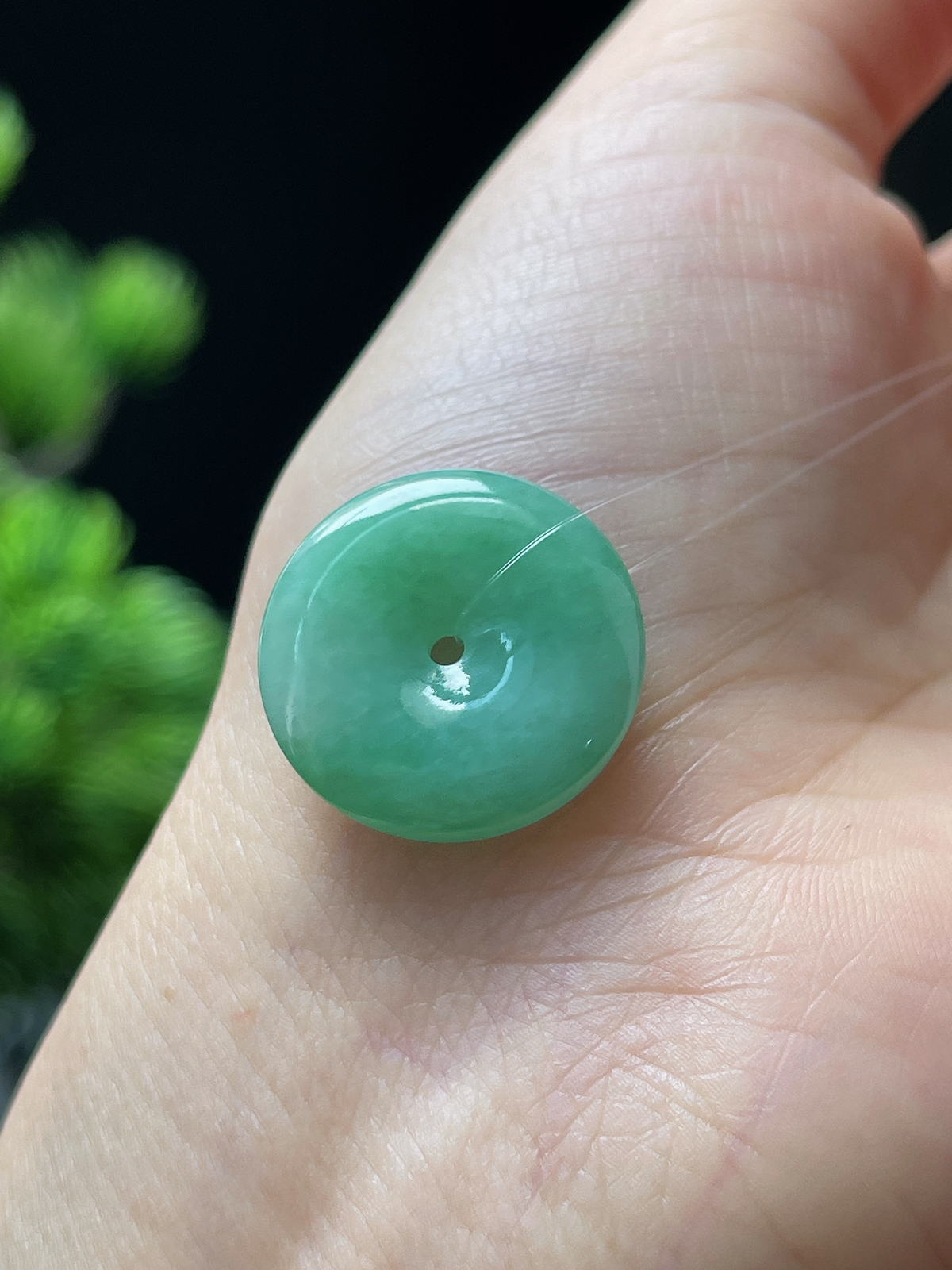 翡翠糯化种绿色平安扣