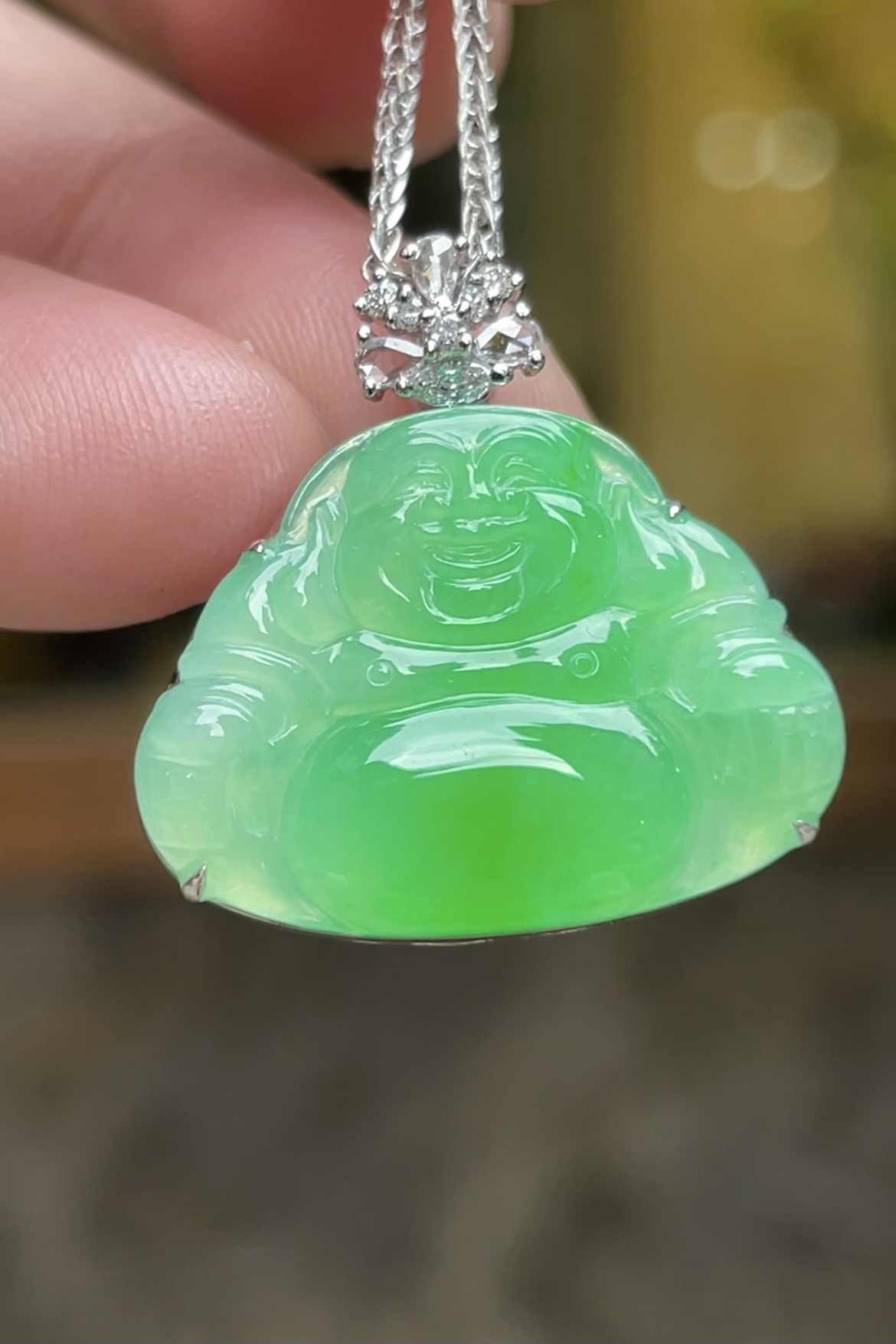 ️【冰种阳绿，佛】通透水润，玉质细腻，翠色鲜艳，18k金奢华钻石镶嵌️，21.5-16.3-3.