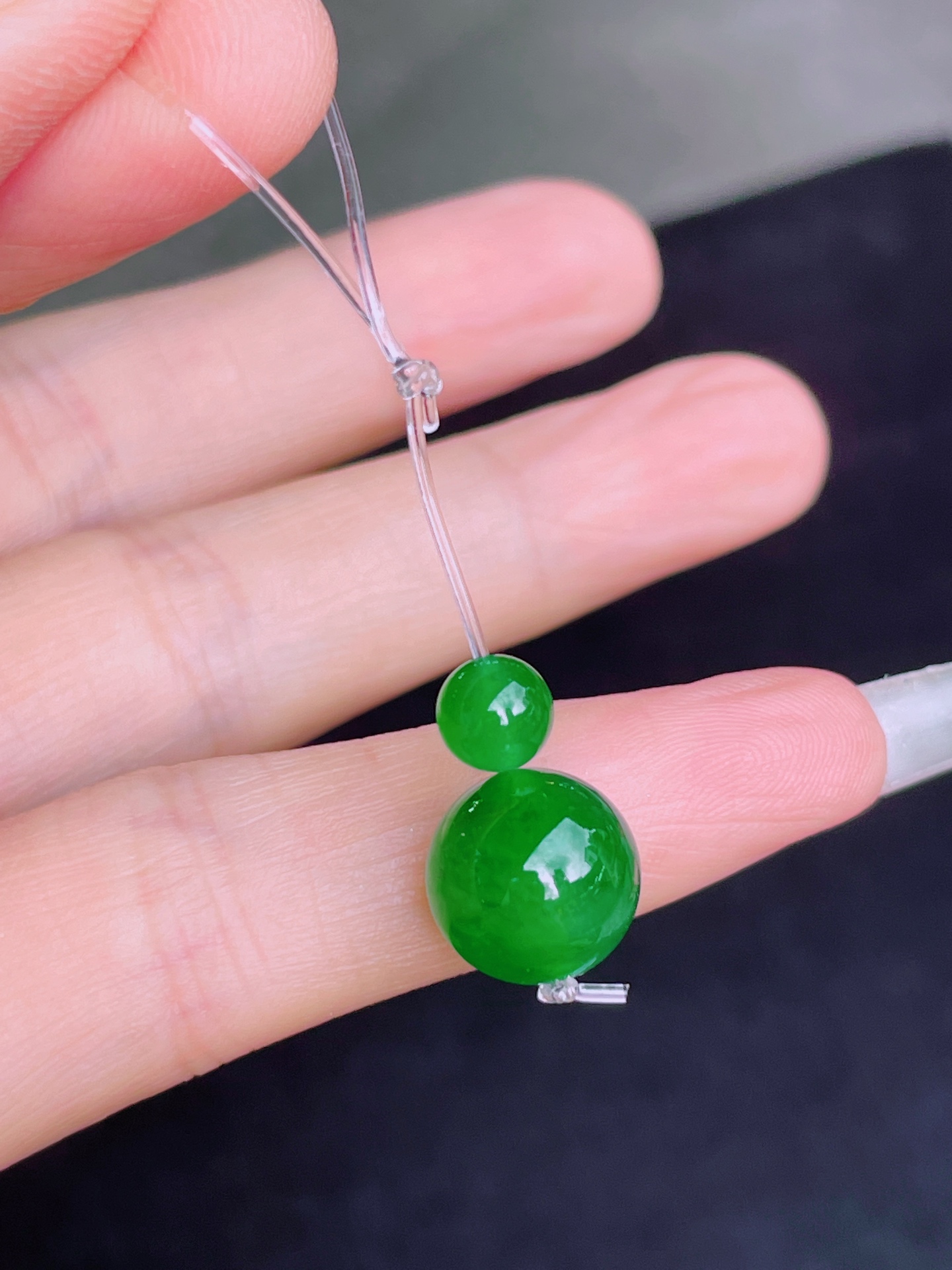️高冰绿珠子吊坠，晶莹剔透，新颖时尚，无裂，10.8
