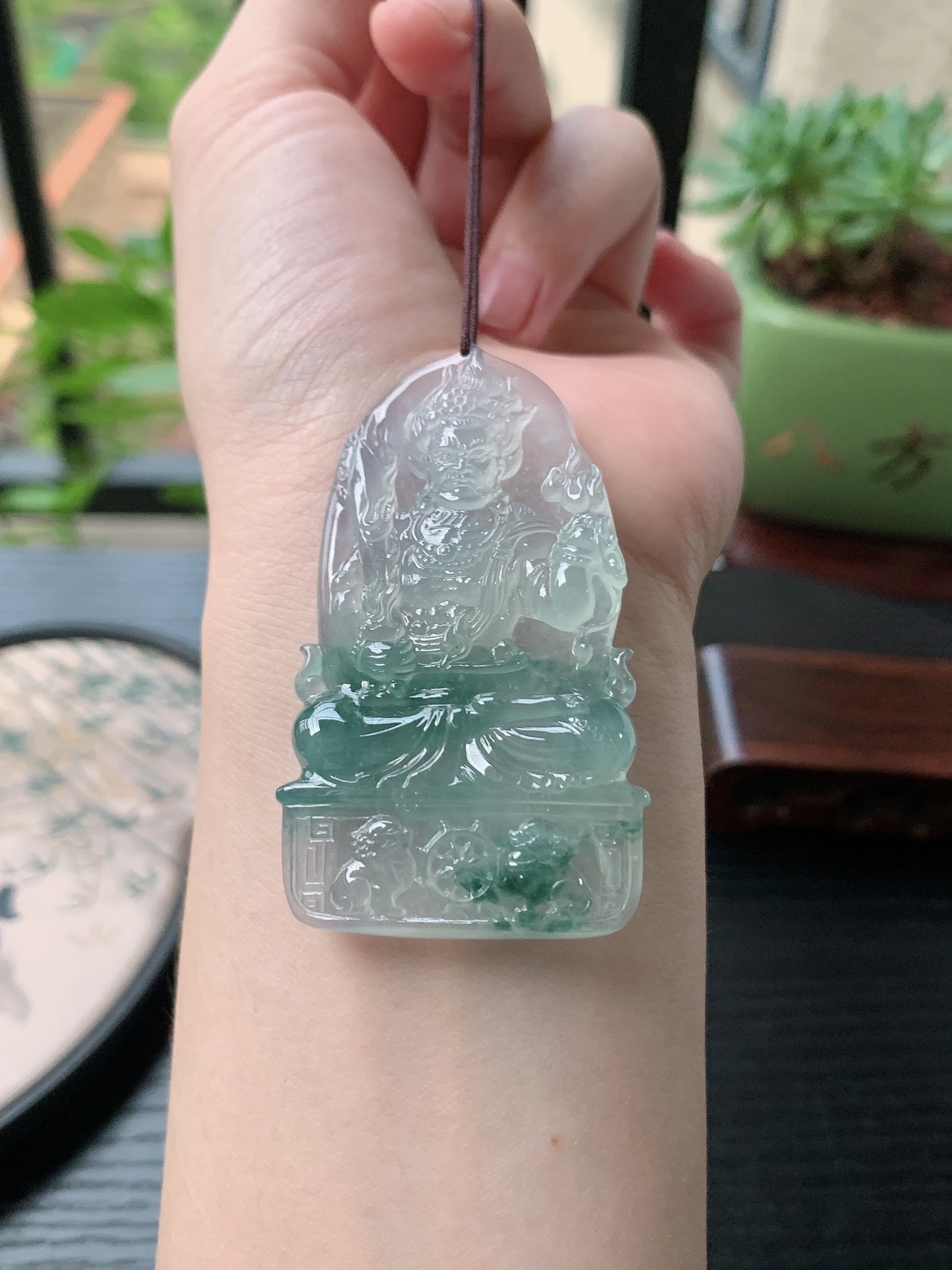 老坑冰种胶感飘花地藏王菩萨吊坠,裸石尺寸:60.5-35.8-6mm