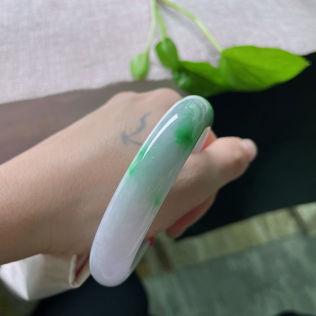 春彩正圈，水润细腻，优雅大方，色彩斑斓，贵气，皮纹，ss53167a