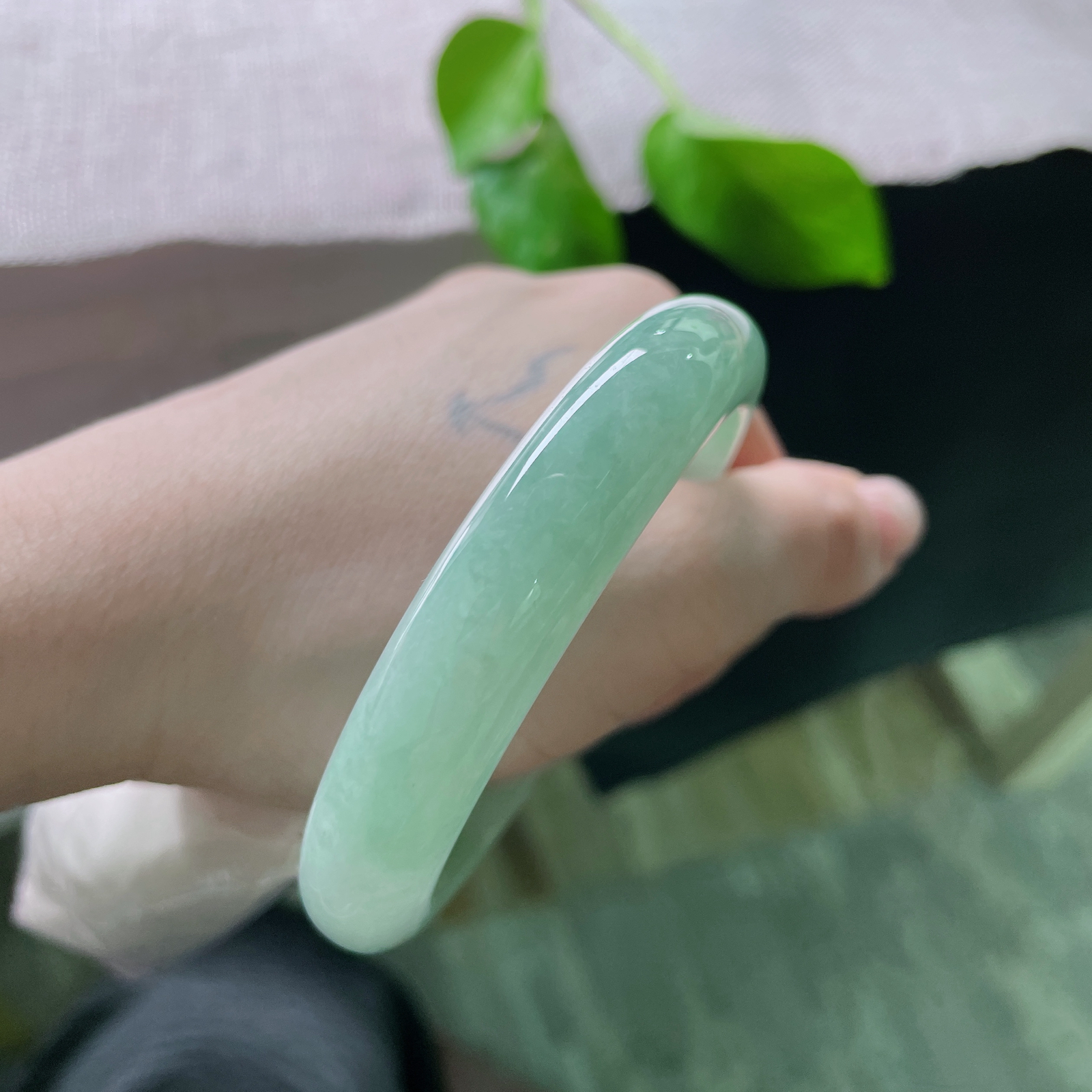 58/12.2/8.1，绿底正圈，清爽自然，水头好，显气质，棉线，ss51871a..