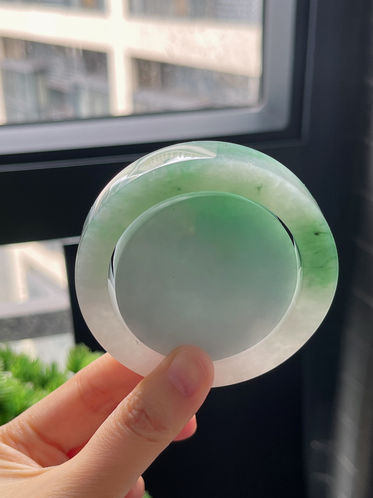 翡翠镯饼，⭕️正圈最大做53，最小做52