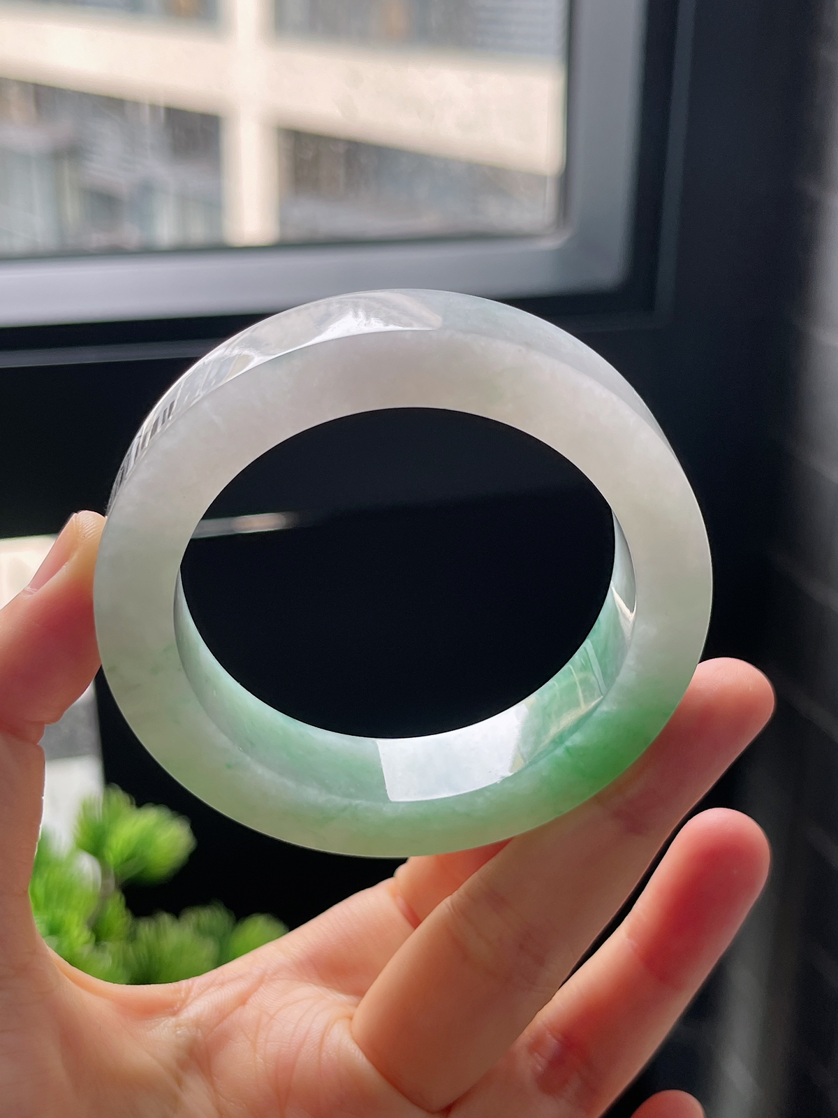 翡翠镯饼，⭕️正圈最大做53，最小做52