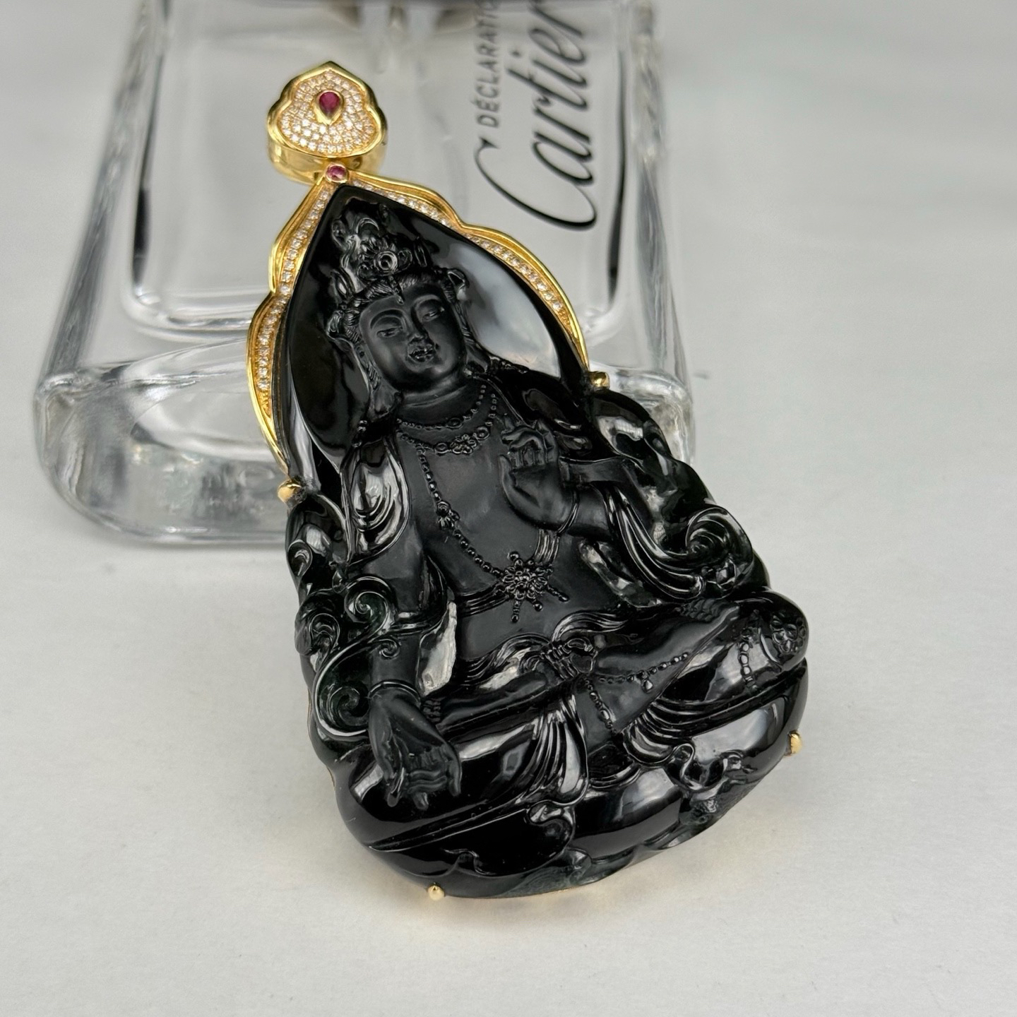 精品18k墨翠观音 种好色正 黑度极好 打灯通透 油性十足 尺寸77.1