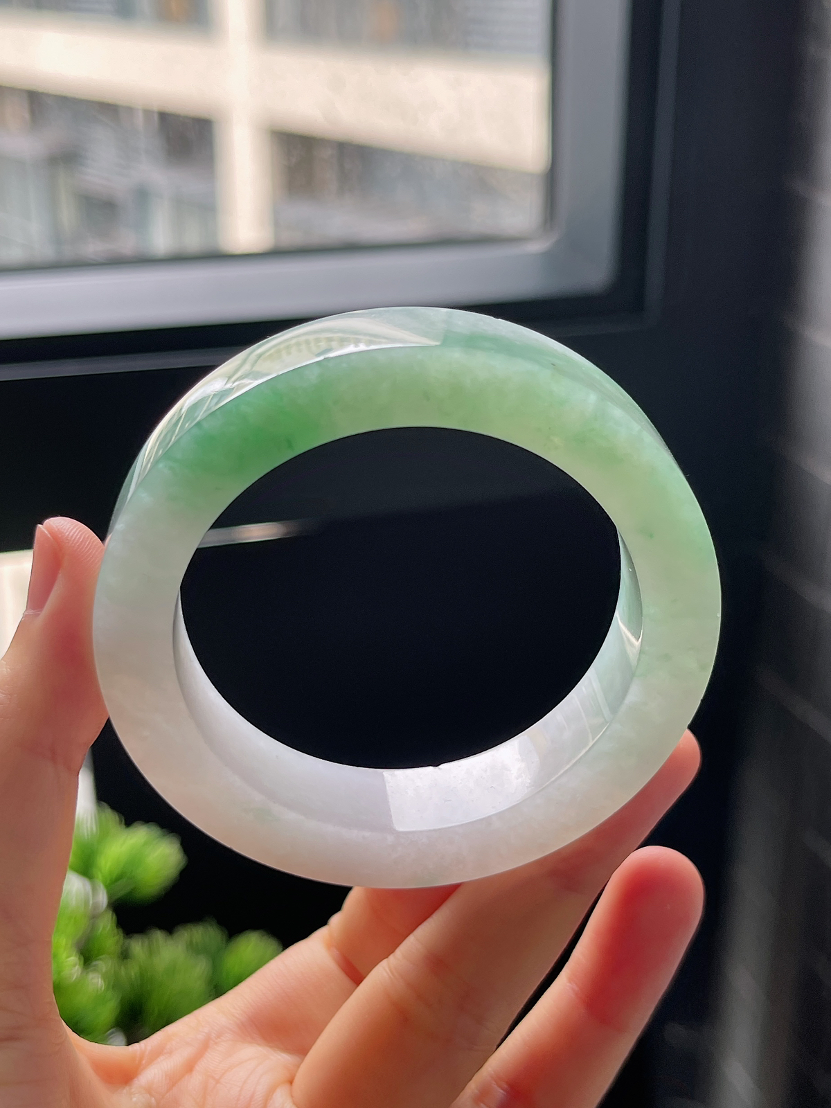 翡翠镯饼，⭕️正圈最大做53，最小做52