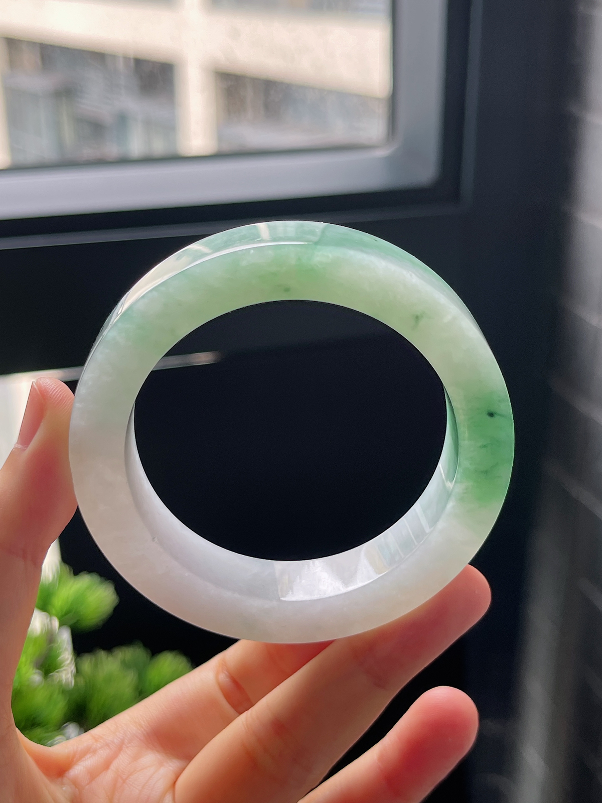翡翠镯饼，⭕️正圈最大做53，最小做52