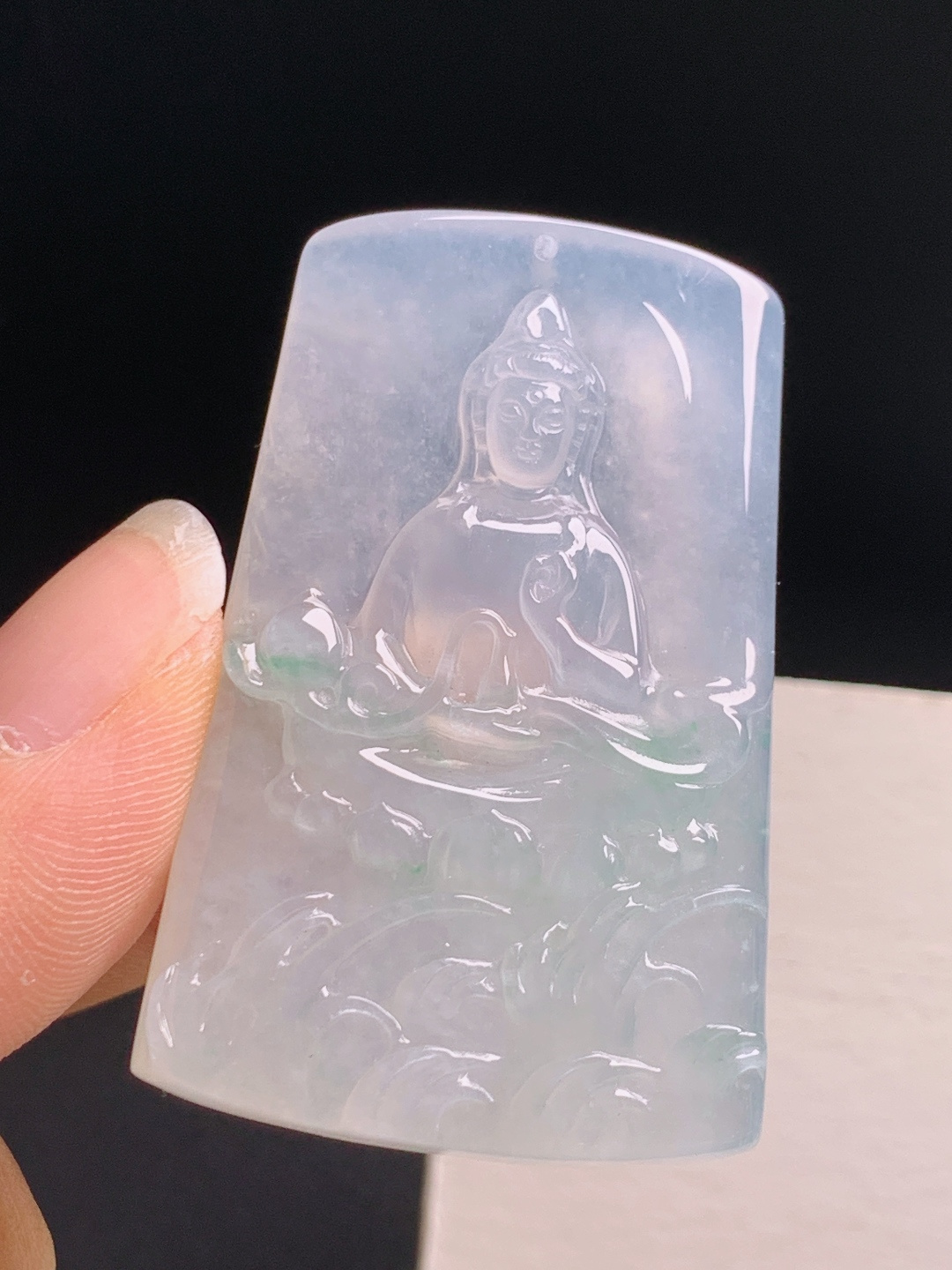 ️  莲花观音吊坠，纯净通透，莲心不染，清净安然 裸石47.1-29.5-5.6 180516