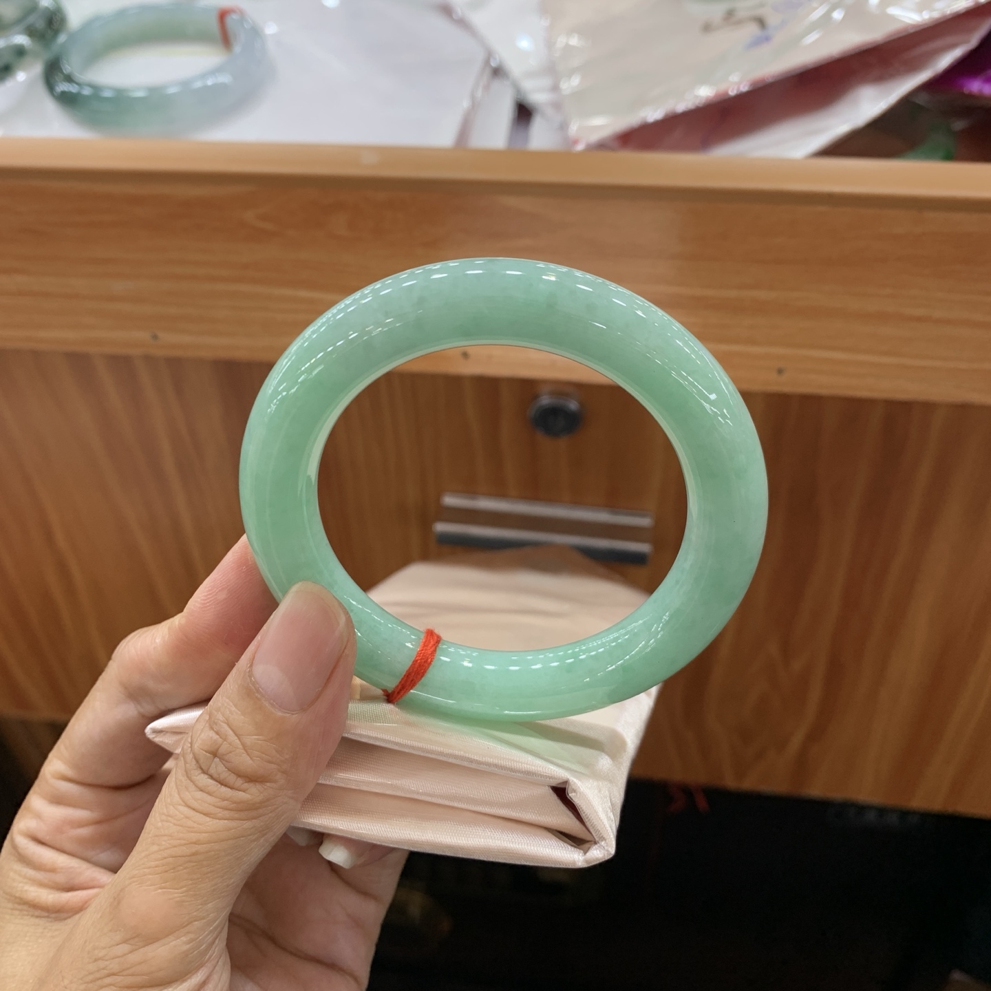 051816MMJ 满绿圆条翡翠手镯 55.1-11-11.2