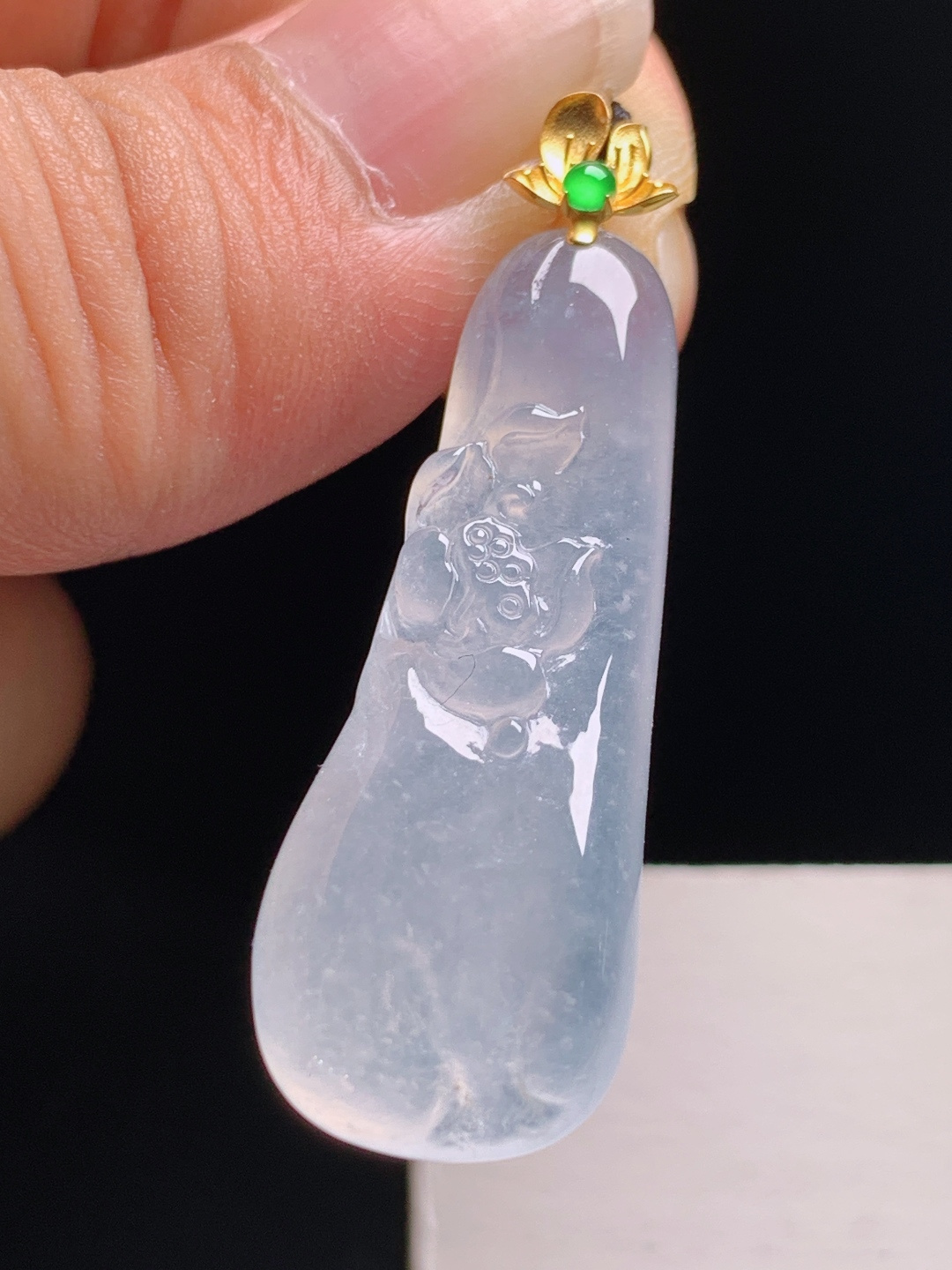 福瓜莲花吊坠，纯净通透，莲心不染，清净安然