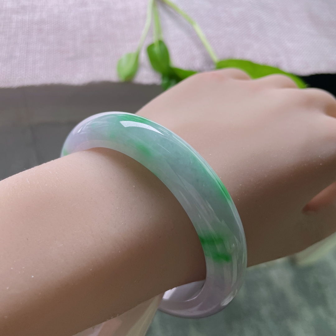 春彩正圈，水润细腻，优雅大方，色彩斑斓，贵气，皮纹，ss53167a