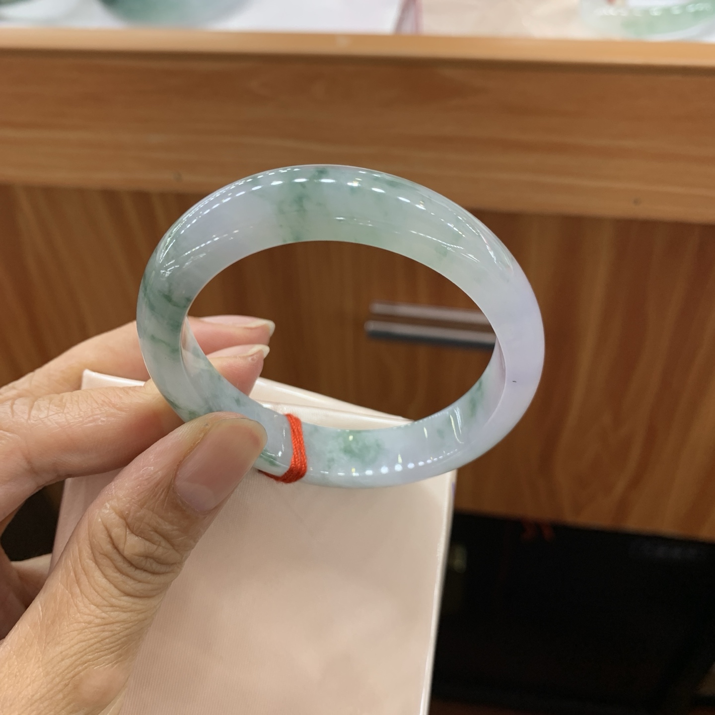 飘花贵妃翡翠手镯
