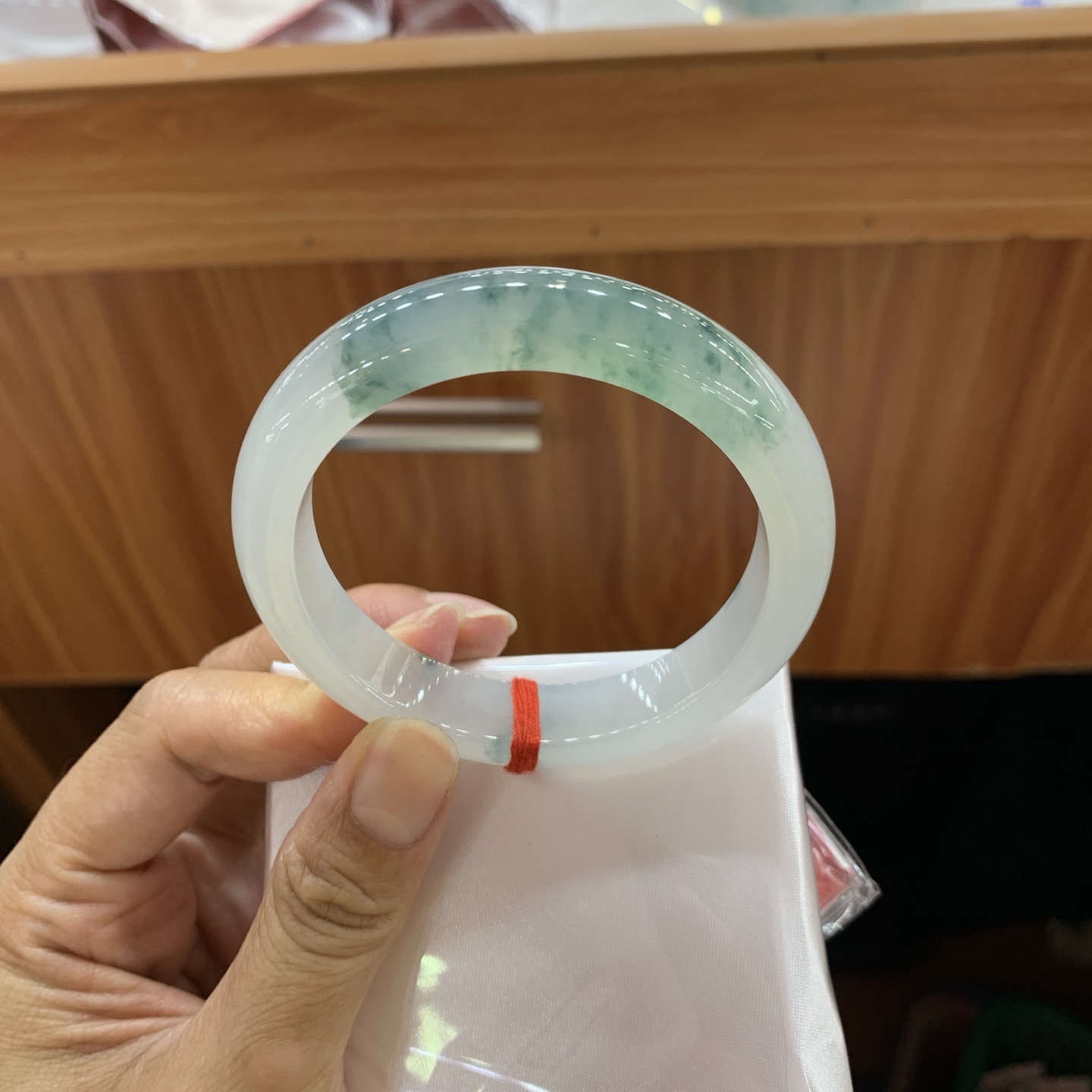 051911JJ 冰飘花正圈翡翠手镯 56.5-12.3-8.4