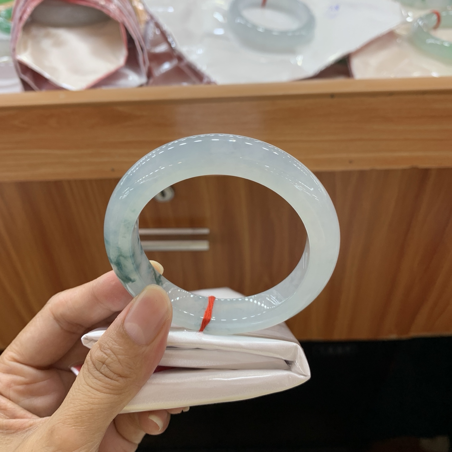 051912JJ 冰飘花正圈翡翠手镯 55-12.1-9.9