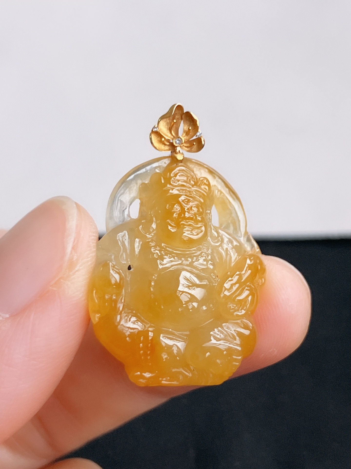 ️冰黄财神到，晶莹剔透，尺寸25.6/21/7.6/自然光实拍